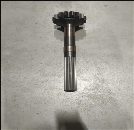 ОСЬ ЦЕНТРАЛЬНОГО ЗУБЧАТОГО КОЛЕСА